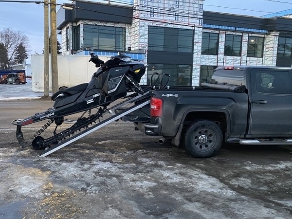 RAMPE DE CHARGEMENT 105"