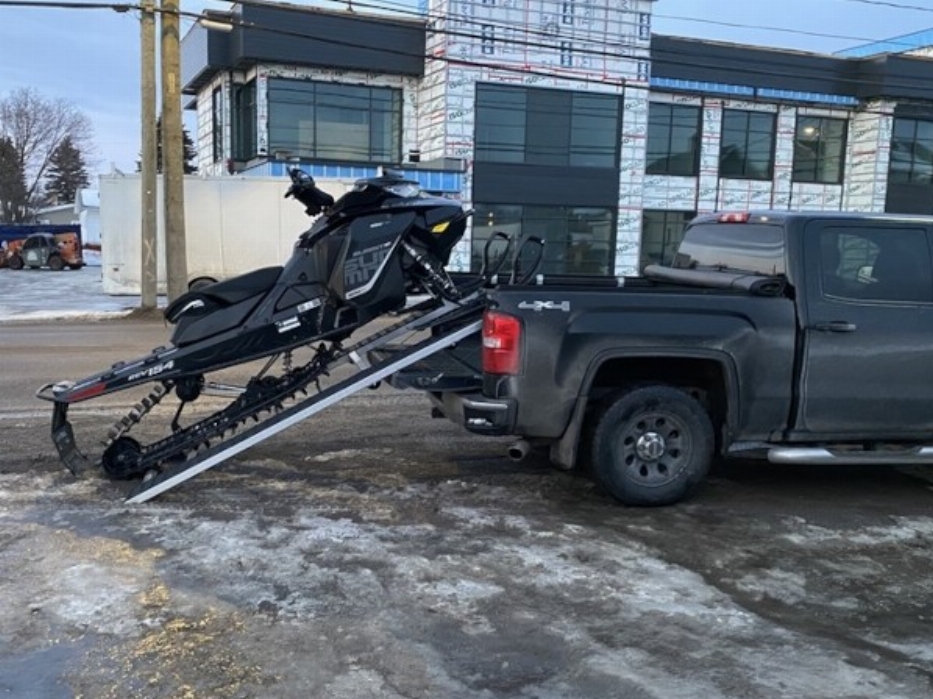 RAMPE DE CHARGEMENT 105"