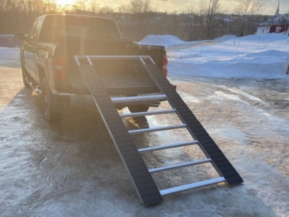 RAMPE DE CHARGEMENT 105"