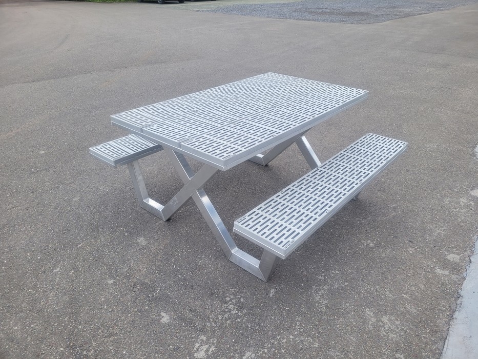 TABLE DE PIQUE-NIQUE 5' THRUFLOW