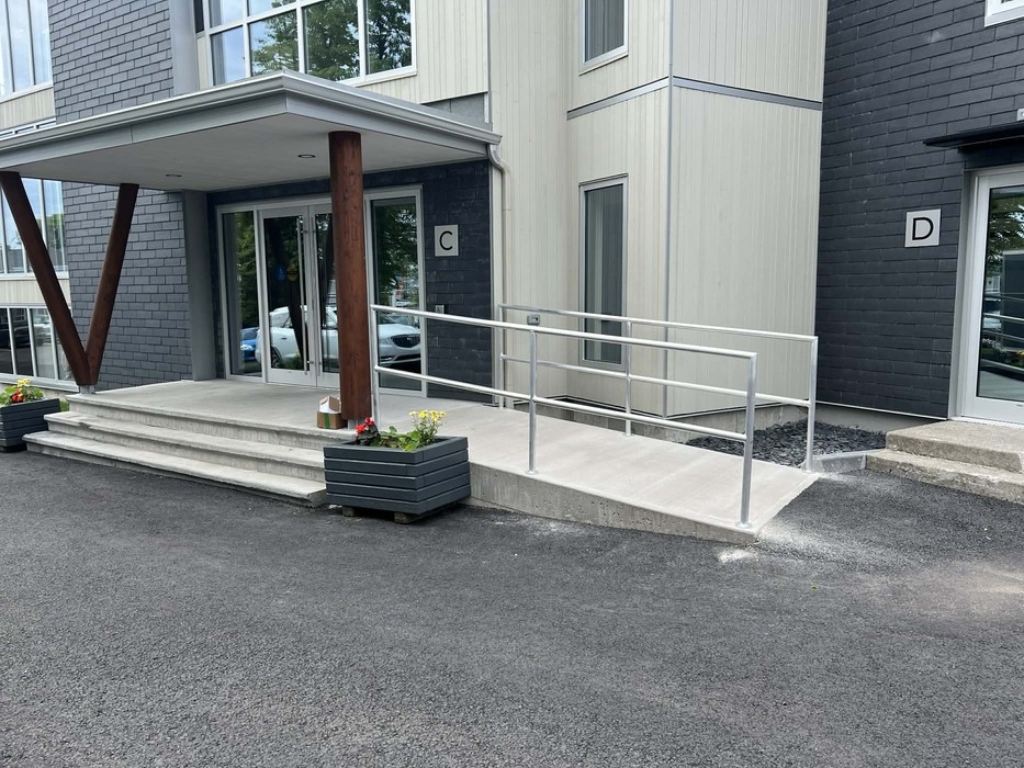 GARDE-CORPS RAMPE D'ACCÈS